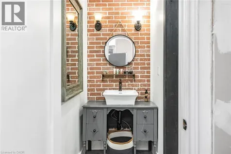 32 Grant Street Dunnville ON N1A 1Y2