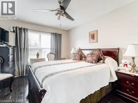 78 Billington Crescent Hamilton ON L8T 4R1