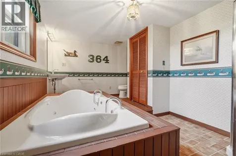364 Shoreview Road Burlington ON L7T 2N5