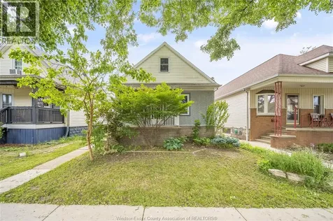 1153 Gladstone Avenue Windsor ON N9A 2R9