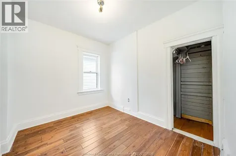 1153 Gladstone Avenue Windsor ON N9A 2R9