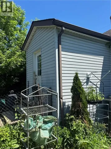 29 Concord Avenue St. Catharines ON L2M 5N5
