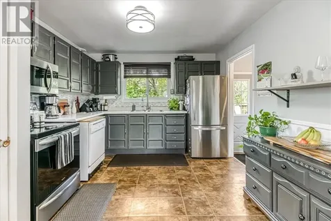 556 Phillip Street Lively ON P3Y 1M5