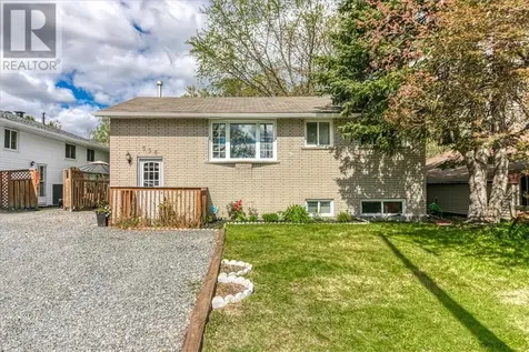 556 Phillip Street Lively ON P3Y 1M5