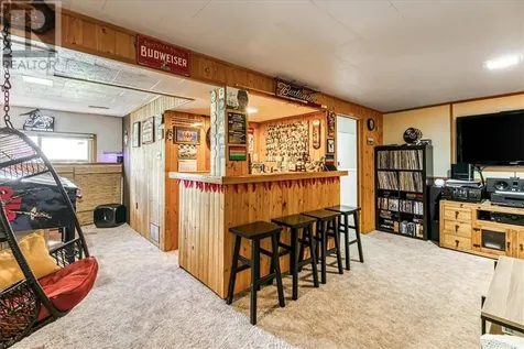 556 Phillip Street Lively ON P3Y 1M5