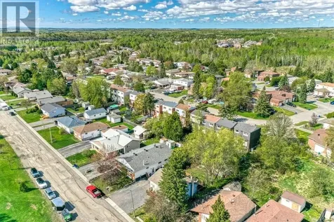 556 Phillip Street Lively ON P3Y 1M5