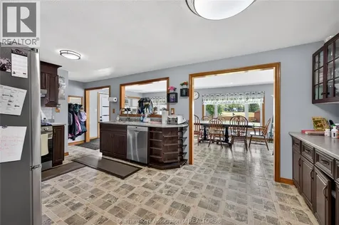 944 Mcnaughton Avenue Chatham ON N7L 0E4