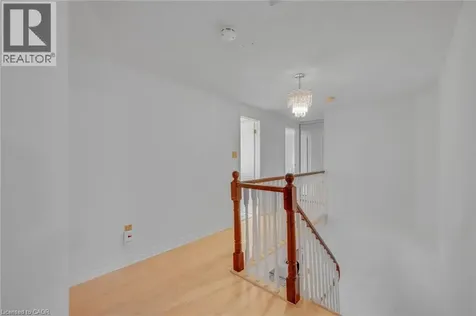 6366 Miller's Grove Mississauga ON L5N 3M7