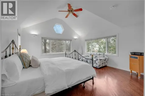 6366 Miller's Grove Mississauga ON L5N 3M7