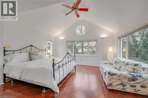 6366 Miller's Grove Mississauga ON L5N 3M7