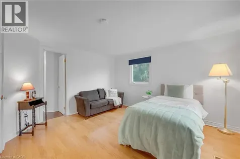 6366 Miller's Grove Mississauga ON L5N 3M7