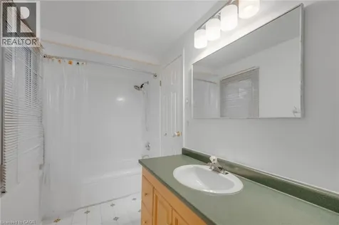 6366 Miller's Grove Mississauga ON L5N 3M7