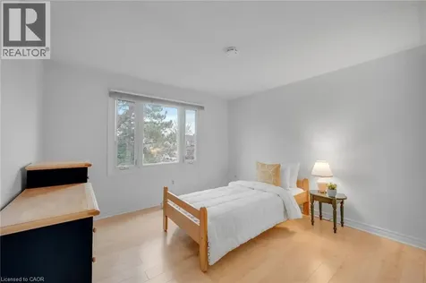 6366 Miller's Grove Mississauga ON L5N 3M7
