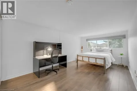 6366 Miller's Grove Mississauga ON L5N 3M7