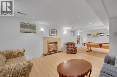 6366 Miller's Grove Mississauga ON L5N 3M7