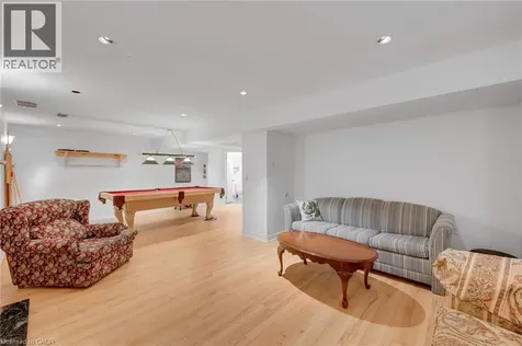 6366 Miller's Grove Mississauga ON L5N 3M7