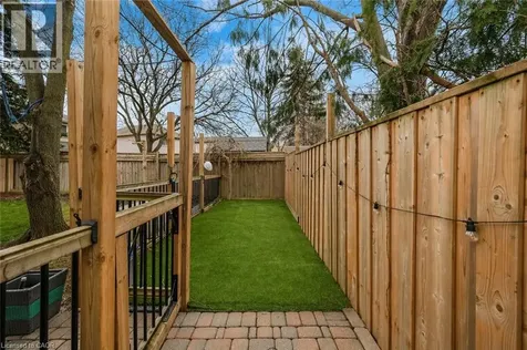 6366 Miller's Grove Mississauga ON L5N 3M7