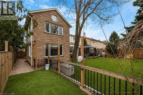 6366 Miller's Grove Mississauga ON L5N 3M7