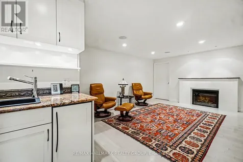 2009 Killarney Drive Ottawa ON K2A 1P9