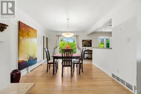 2009 Killarney Drive Ottawa ON K2A 1P9