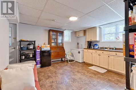 227 Clemow Avenue Pembroke ON K8A 2C7