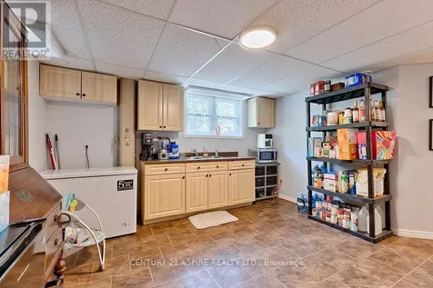 227 Clemow Avenue Pembroke ON K8A 2C7