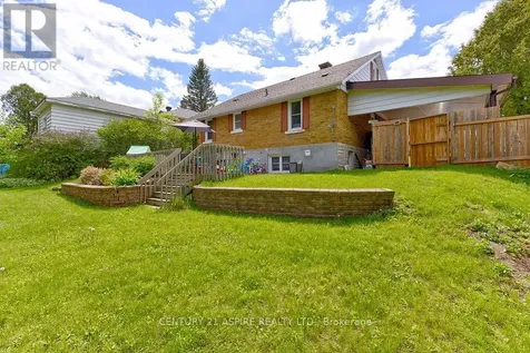 227 Clemow Avenue Pembroke ON K8A 2C7