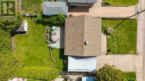 227 Clemow Avenue Pembroke ON K8A 2C7