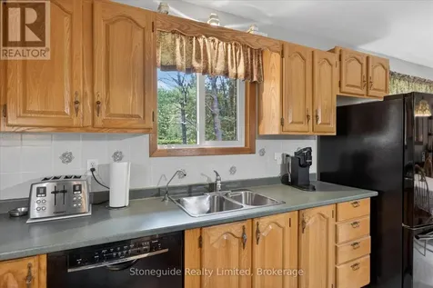 3786 Hwy 28 Highway Douro-dummer ON K0L 2H0