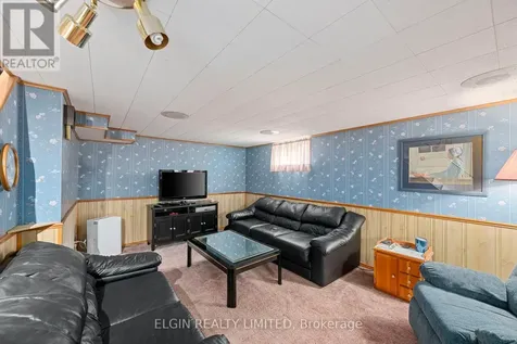 59 Churchill Crescent St. Thomas ON N5R 1P4