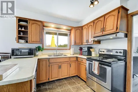 1647 Stenner Road Douro-dummer ON K0L 2H0