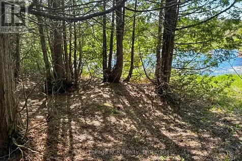 N/a Sutter Road Road West Northern Bruce Peninsula ON N0H 1W0