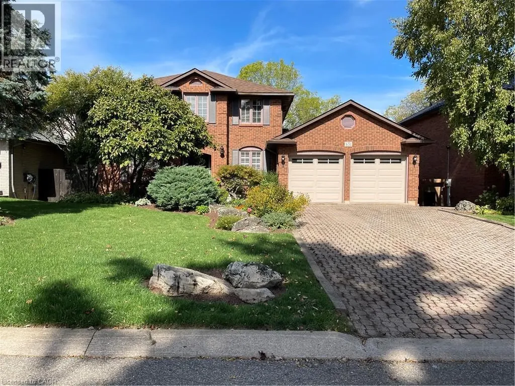 651 Deervalley Road Ancaster ON L9G 4C9