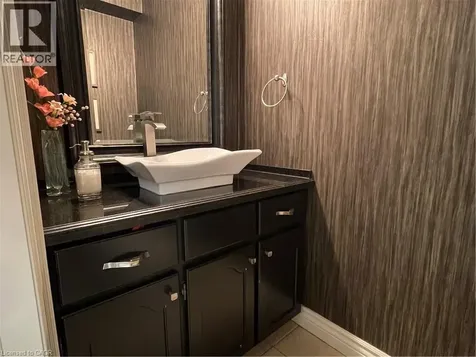 651 Deervalley Road Ancaster ON L9G 4C9