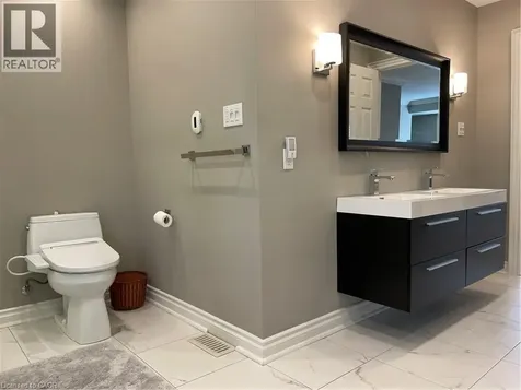 651 Deervalley Road Ancaster ON L9G 4C9