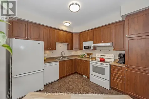 472 Celtic Ridge Crescent Ottawa ON K2W 0B2