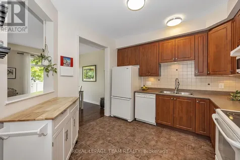 472 Celtic Ridge Crescent Ottawa ON K2W 0B2