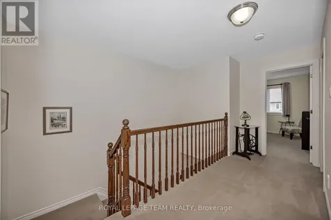 472 Celtic Ridge Crescent Ottawa ON K2W 0B2