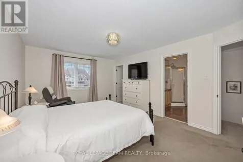 472 Celtic Ridge Crescent Ottawa ON K2W 0B2