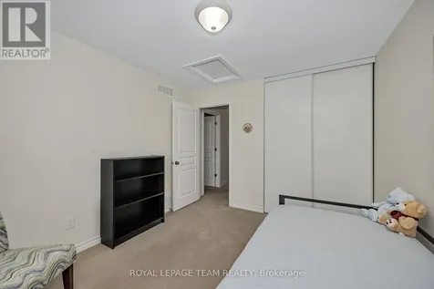 472 Celtic Ridge Crescent Ottawa ON K2W 0B2