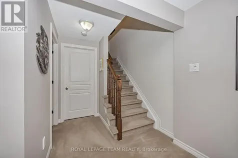 472 Celtic Ridge Crescent Ottawa ON K2W 0B2