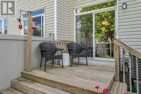 472 Celtic Ridge Crescent Ottawa ON K2W 0B2