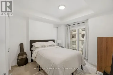 242 Rideau Street Ottawa ON K1N 0B7
