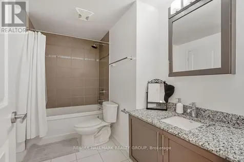 242 Rideau Street Ottawa ON K1N 0B7