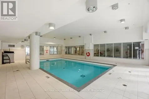 242 Rideau Street Ottawa ON K1N 0B7