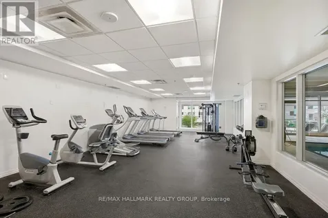 242 Rideau Street Ottawa ON K1N 0B7