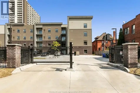 955 Ouellette Avenue Windsor ON N9A 4J5