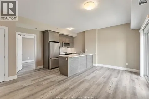 955 Ouellette Avenue Windsor ON N9A 4J5