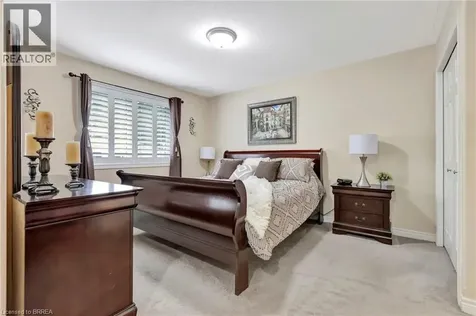 10 Stratford Terrace Brantford ON N3T 6P6