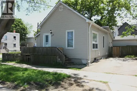 175 Davis Street Sarnia ON N7T 1A5
